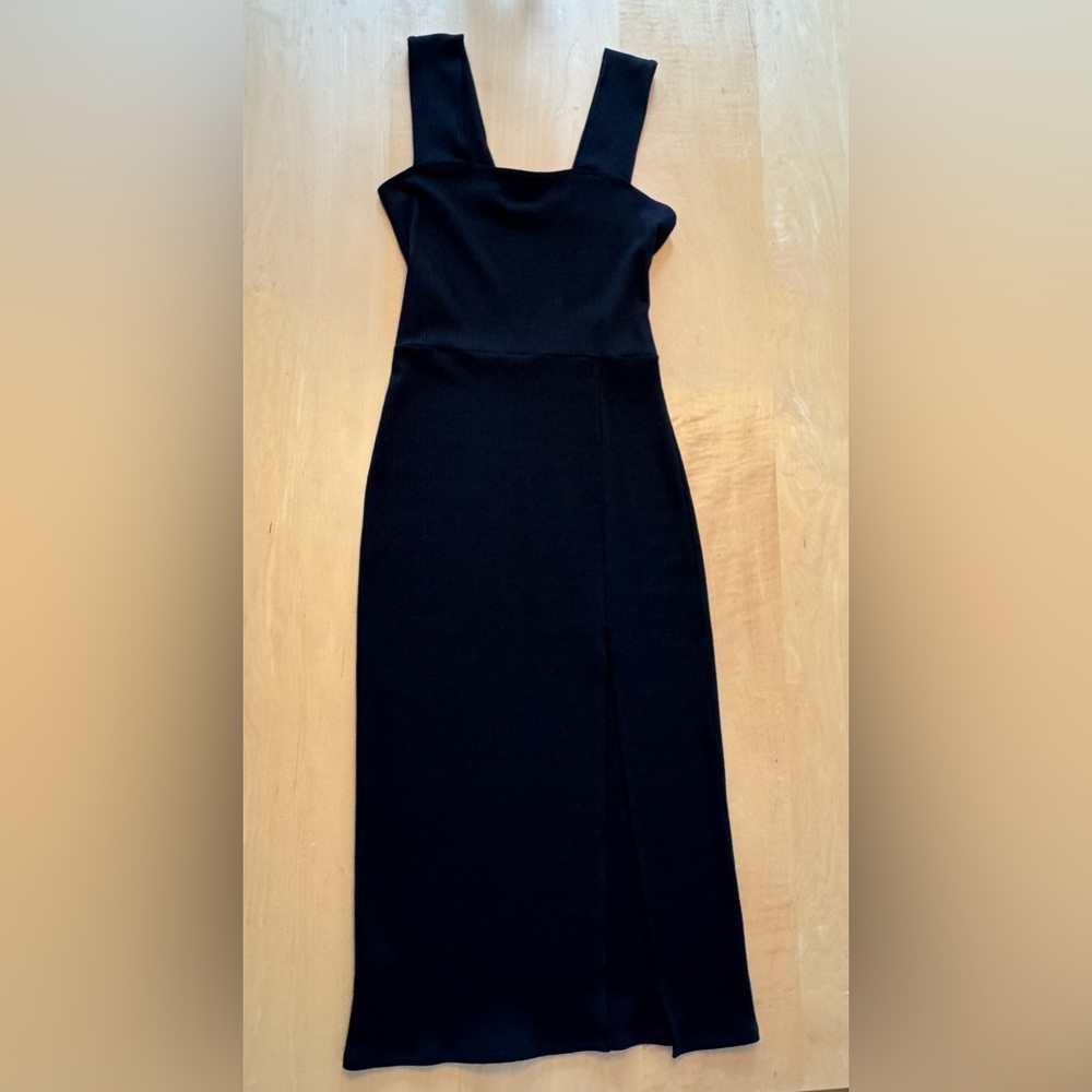 NWOT - Reformation knit Cassi dress black SM - Picture 4 of 9